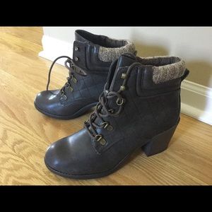 Mia Teddy ankle combat boots
